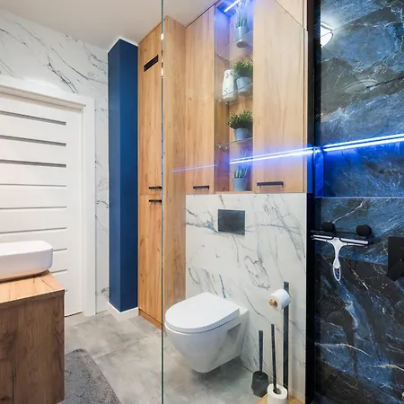 Rakow Stylish By Bookinghost Apartment *