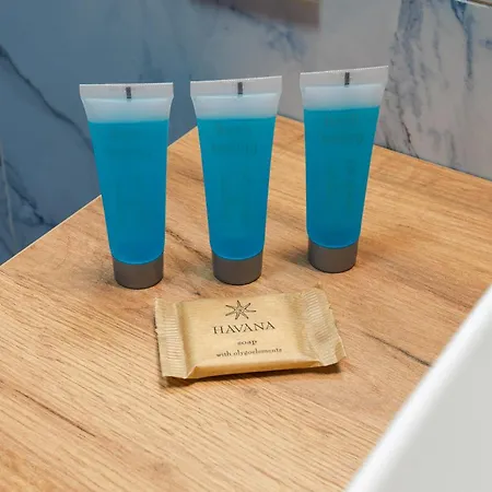 Rakow Stylish By Bookinghost Apartment *