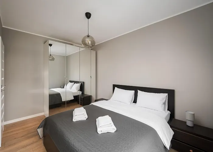 Rakow Stylish By Bookinghost * Varsovie